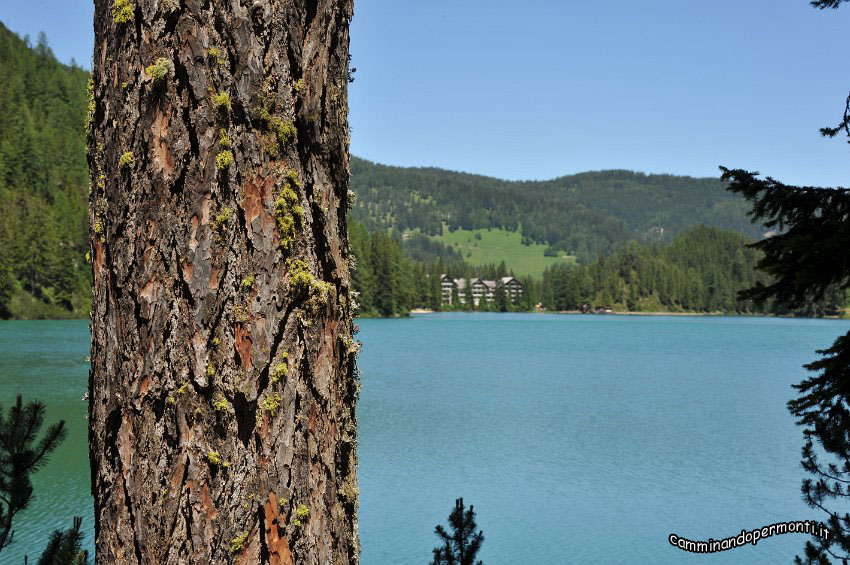 29 Lago di Braies.JPG